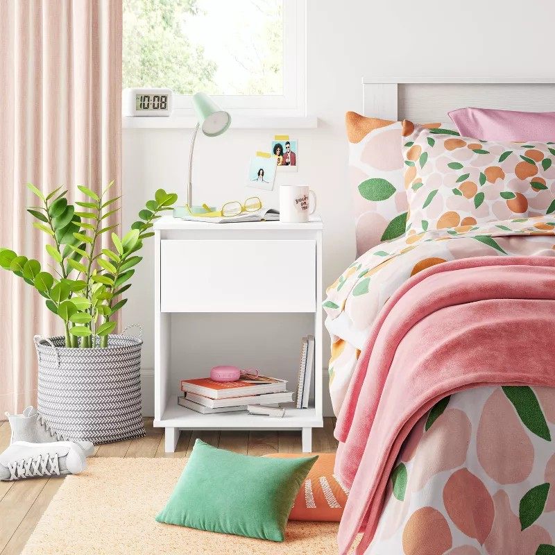 www.jingtongfurniture.com